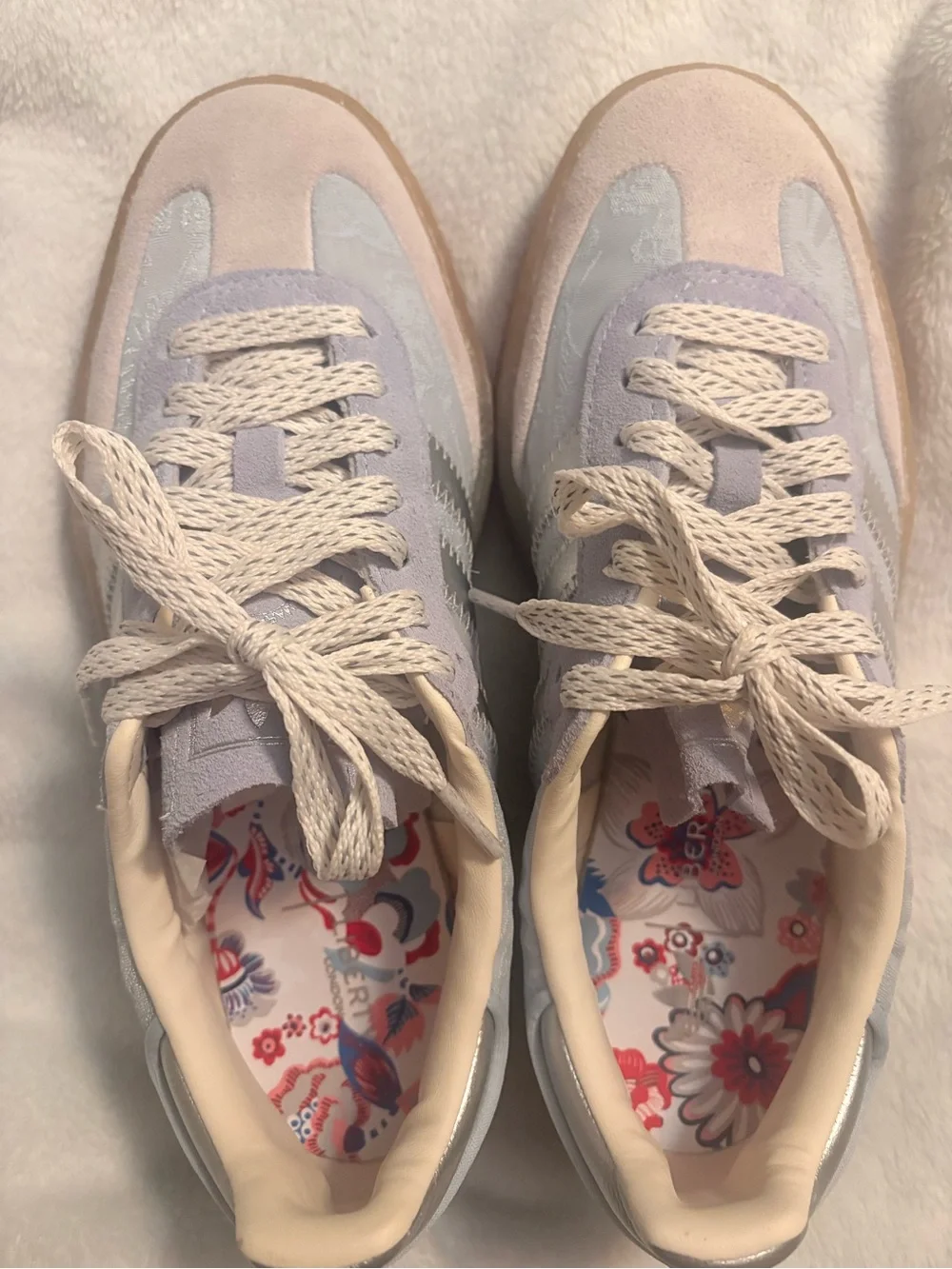 Women’s Adidas Liberty London Sambae’s - Picture 3 of 8